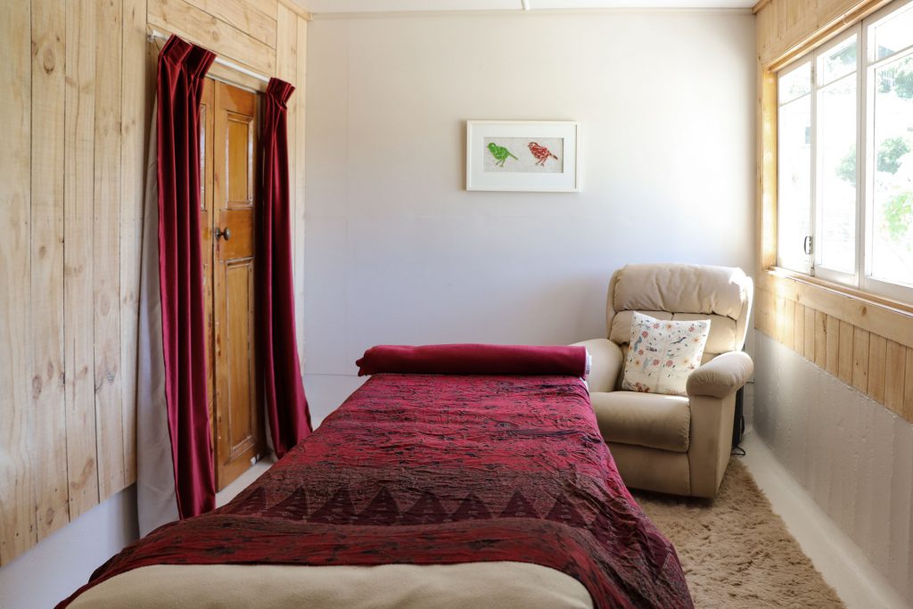 img-gallery-treatment_room_01_ Massage room at Ruby Retreat